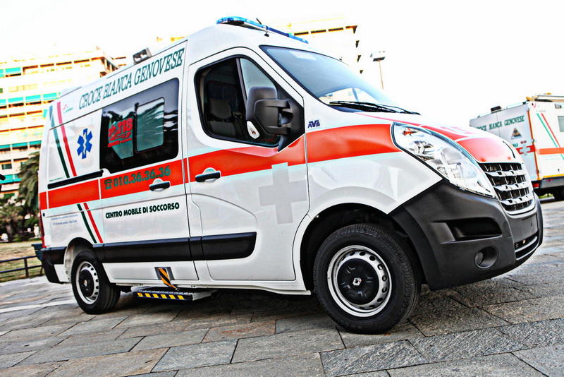08 Ambulanza Verde 2012 Genova 1