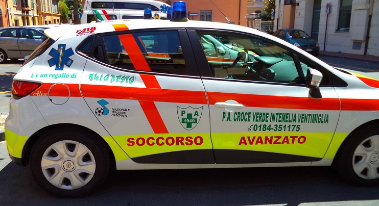 16 Ambulanza Verde 2014 Ventimiglia 1 DEF